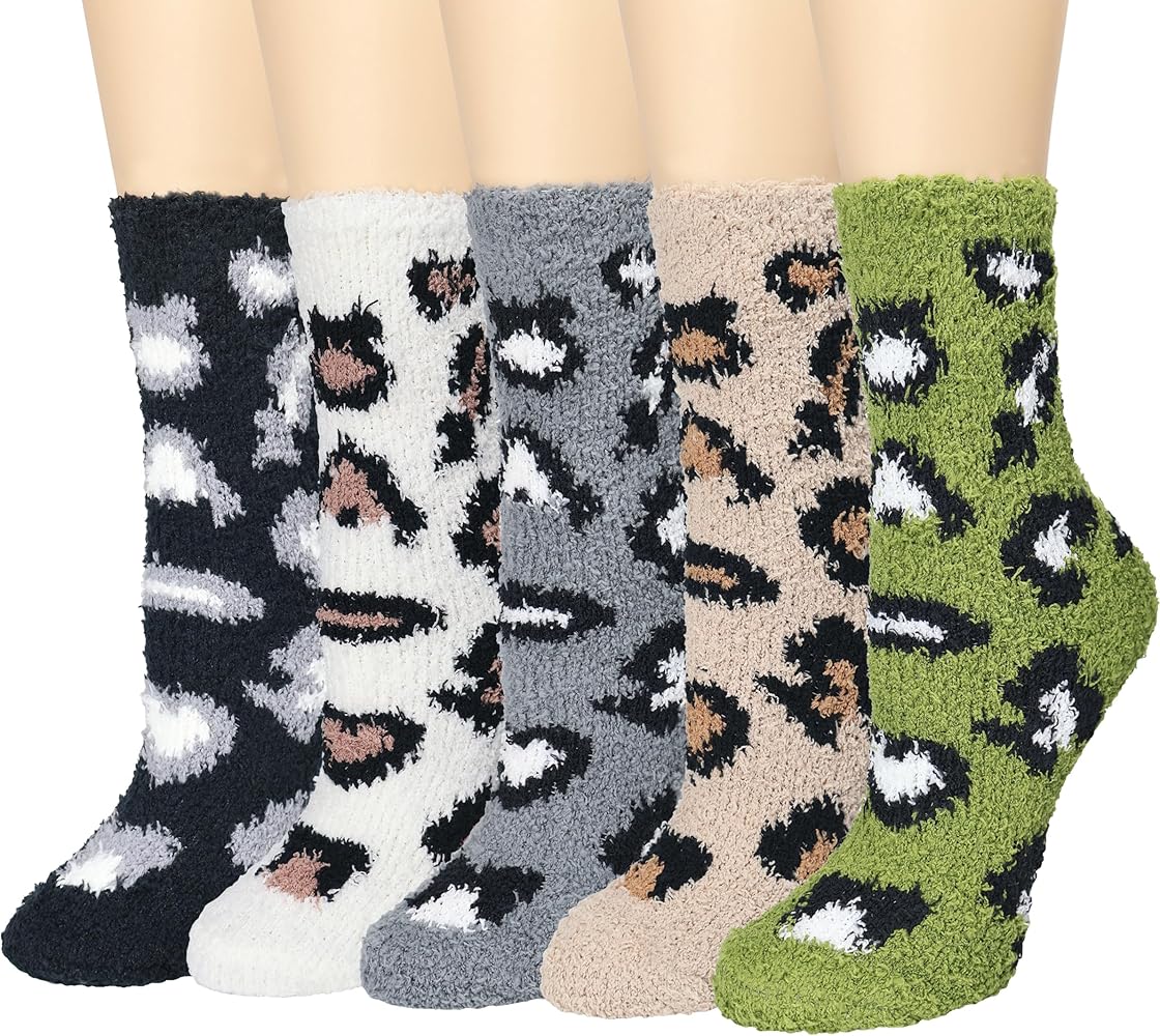 Ginmewrae Women Fuzzy Socks Cozy Soft Fluffy Sleeping Leopar Socks Home Warm Winter Socks Stocking Stuffer Gift for Women