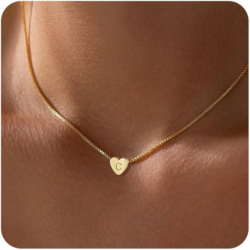 MIDEEO Initial Heart Necklaces for Women, Dainty Gold Letter Necklace 14k Gold Plated Personalized Heart Initial Pendant Necklace Monogram Cute Letter Name Choker Necklaces Christmas Gift for Women