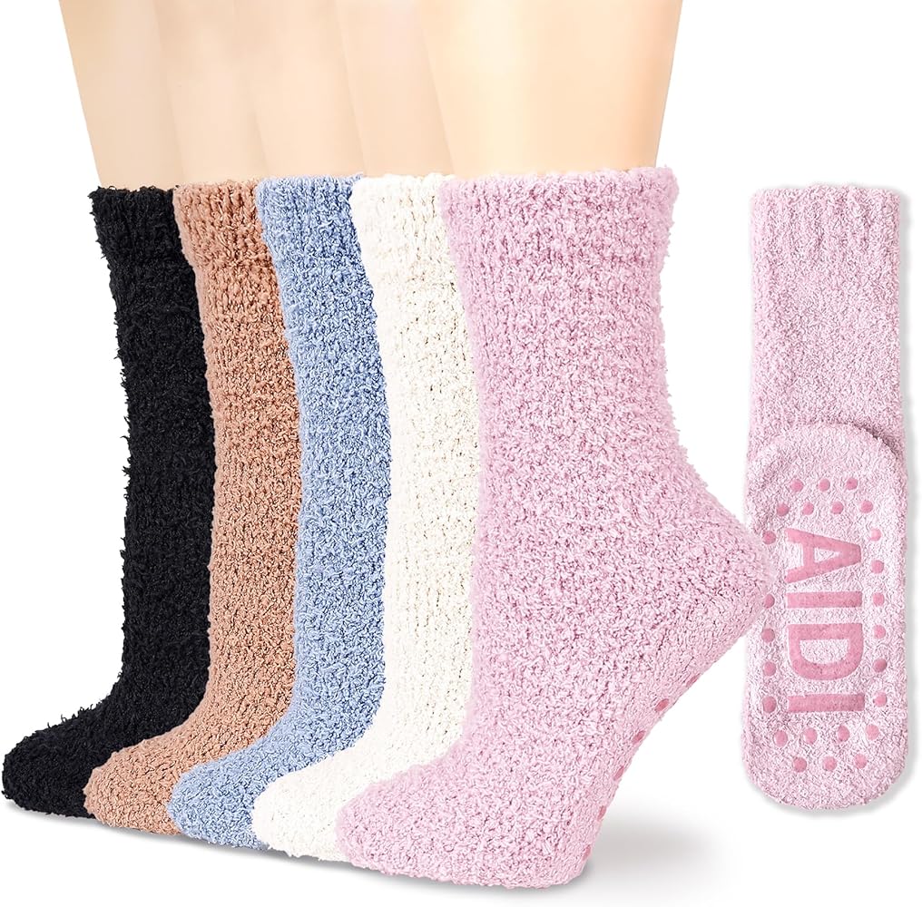 Womens Fuzzy Crew Socks Ultra Soft Unisex Cozy Fluffy Slipper Winter Warm Plush Socks Cute Microfiber Hospital Socks Christmas Stocking Stuffers Gifts for 5Pack