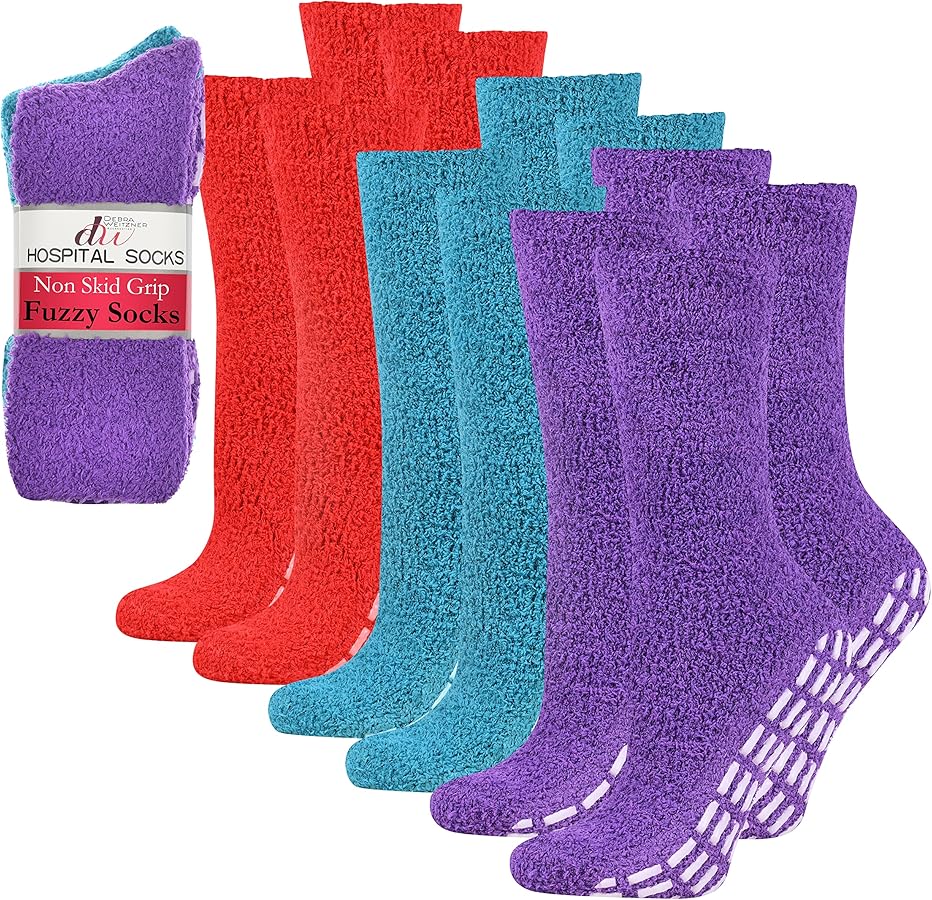 Debra Weitzner 5/6 Pairs Non-slip Hospital Socks Fuzzy Slipper Grip Socks For Women Men
