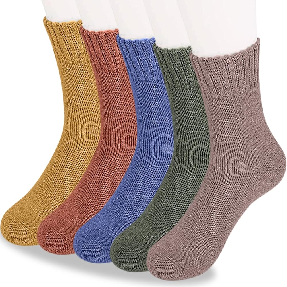 ENVEZ 5 Pairs Warm Fuzzy Socks Winter Warm Cozy Thick Sleep Sock Solid Color Ankle Socks Christmas Gift for Women